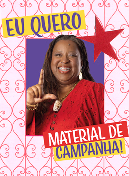 Macaé Evaristo apresentando o material de campanha
